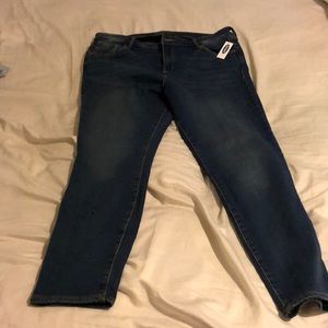 Old navy rockstar jeggings.